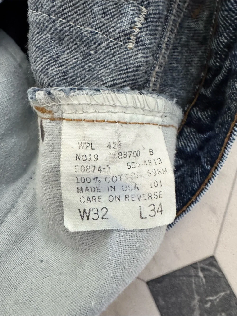 Levi's Men's Dark Blue Relaxed Jeans
